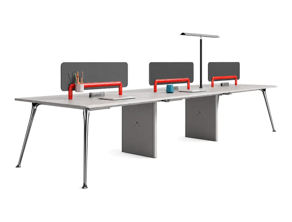 X·Yan-11 six-person staff workstation with privacy screens